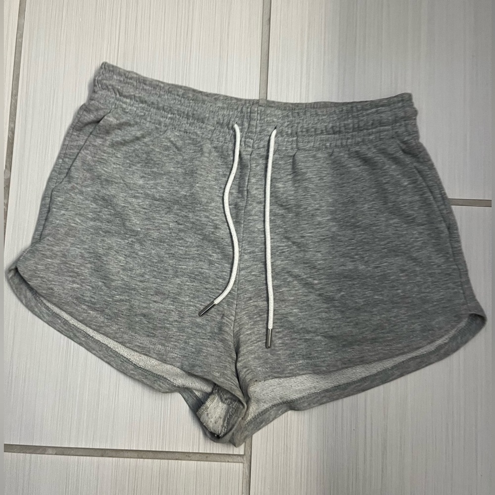 Grey Sweatshorts